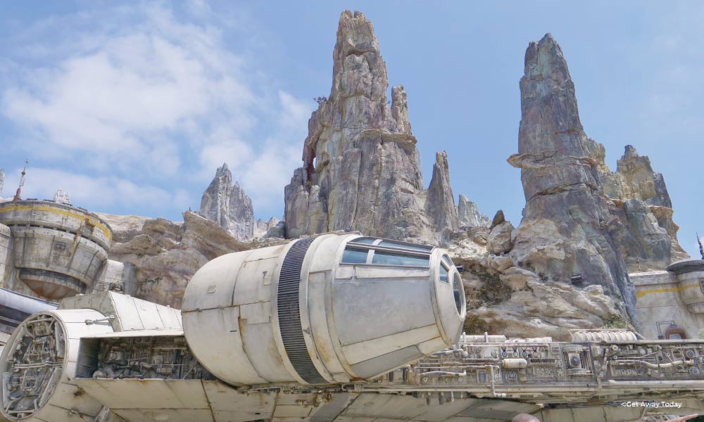 Millenium Falcon at Star Wars Galaxy's Edge