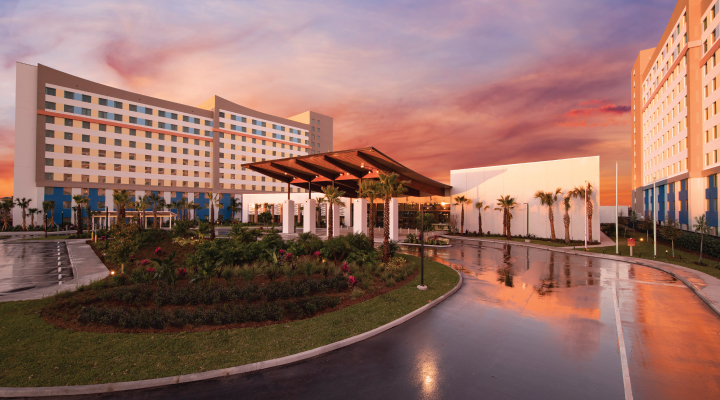 Universal’s Endless Summer Resort - Dockside Inn and Suites