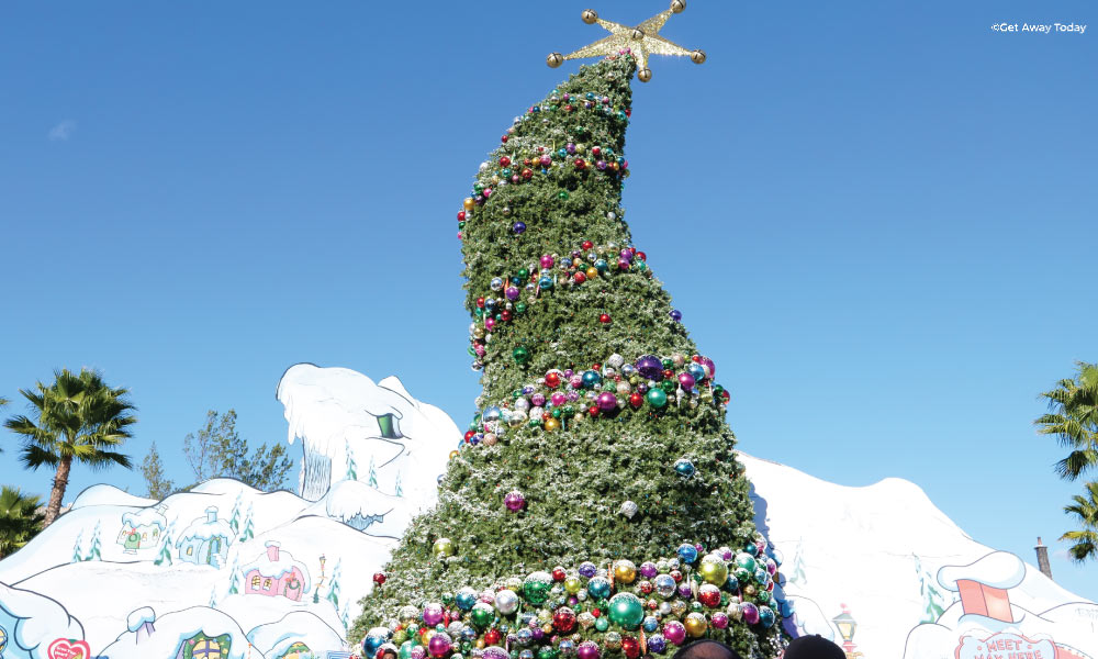 Universal Studios Hollywood Grinchmas tree