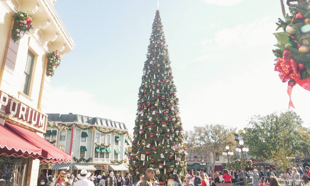 60ft tall Christmas Tree on Disneyland Main Street