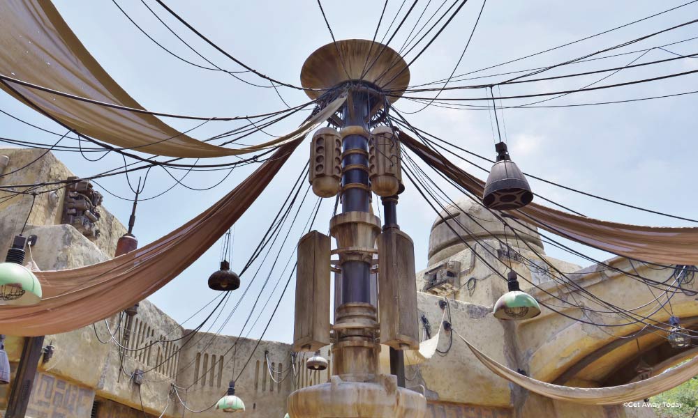 Column with wires and fabric shades in Star Wars Land at Disney World