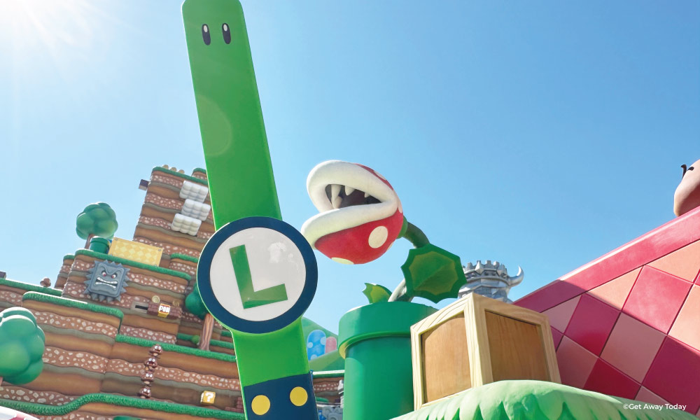 Luigi Poweup Band at Super Nintendo World Universal Studios Hollywood