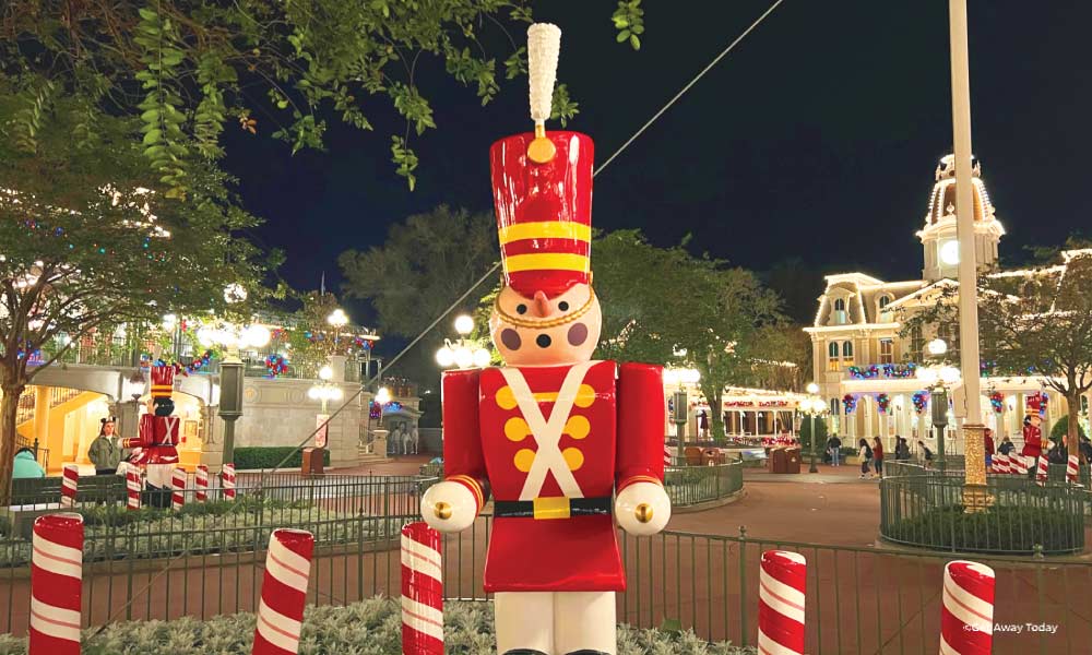 Wooden nutcracker statue at Disney World