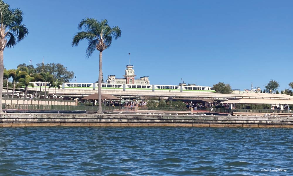 Monorail at Disneyland traveling over the water