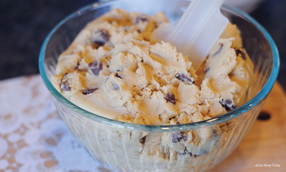 Cookie dough in a glass bowl