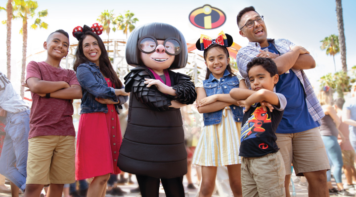 Extra Day Free - 5-Day DISNEYLAND® PARK HOPPER® E-Ticket ​- <b>Refundable Tickets</b>