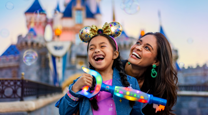 2-Day DISNEYLAND® PARK HOPPER® E-Tickets with Lightning Lane ​- <b><font color=red>Kids' Summer Ticket Offer</font></b> + <b><font color=blue>Kids Free PARK HOPPER® Upgrade</font></b> - <b>Refundable Tickets</b>​